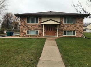 371 74th Ave NE, Fridley, MN 55432