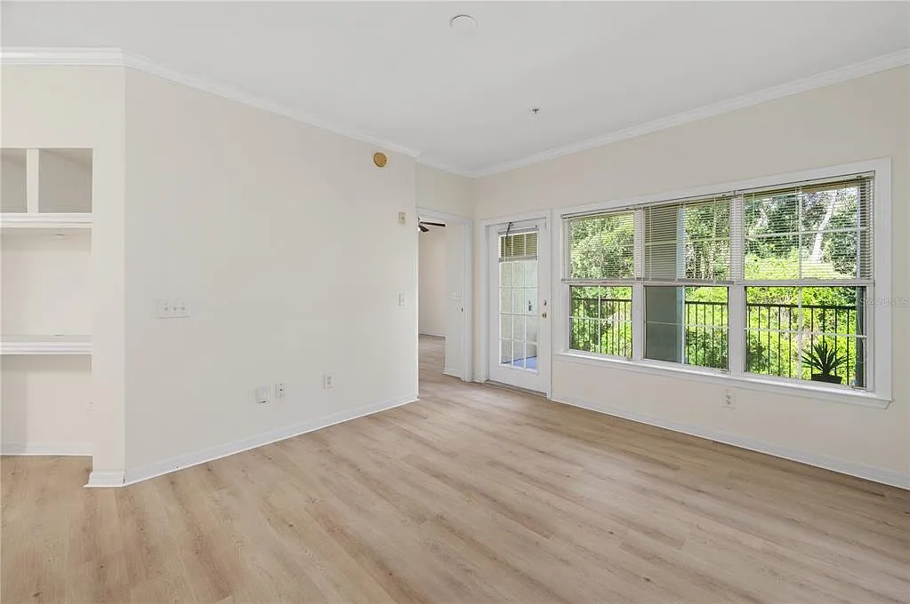 1 bed, 1.0 bath, 782 sqft, $1,350 — Photo 4