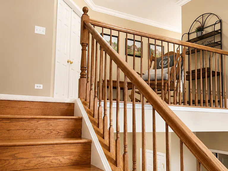 181 Remington Dr — Photo 17