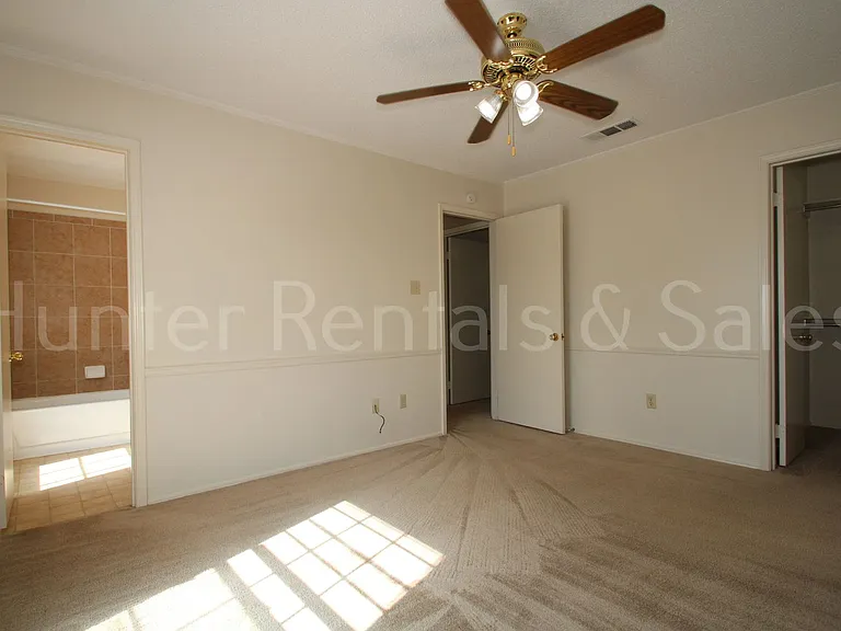 1905 Meadowbrook Dr — Photo 18