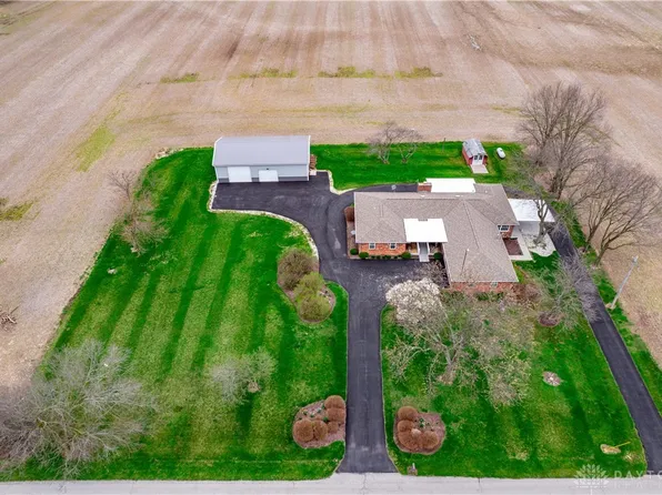 8337 Old Dayton Rd, Dayton, OH 45417