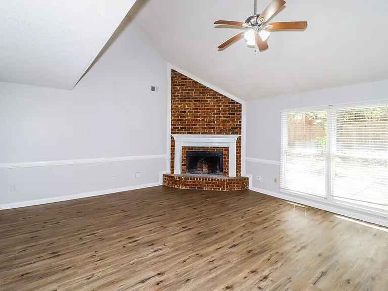 8815 Chimneyrock Blvd — Photo 7