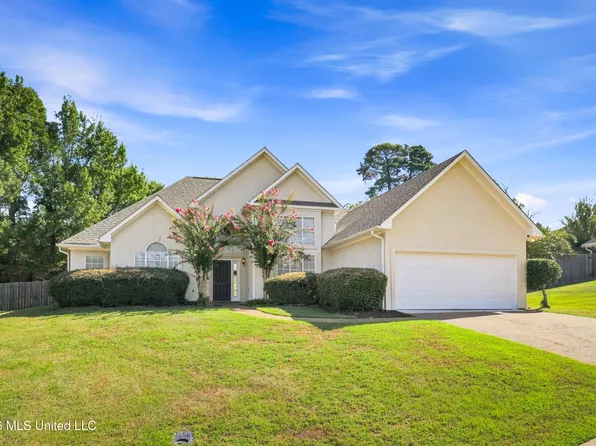 102 Spring Valley Dr, Brandon, MS 39047