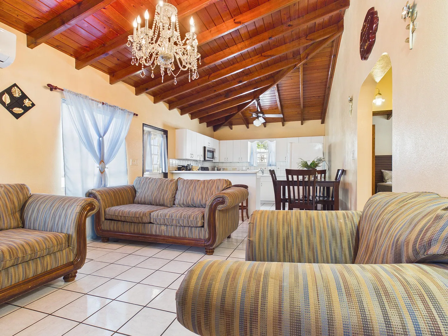 2 bed, $2,250 — Photo 4