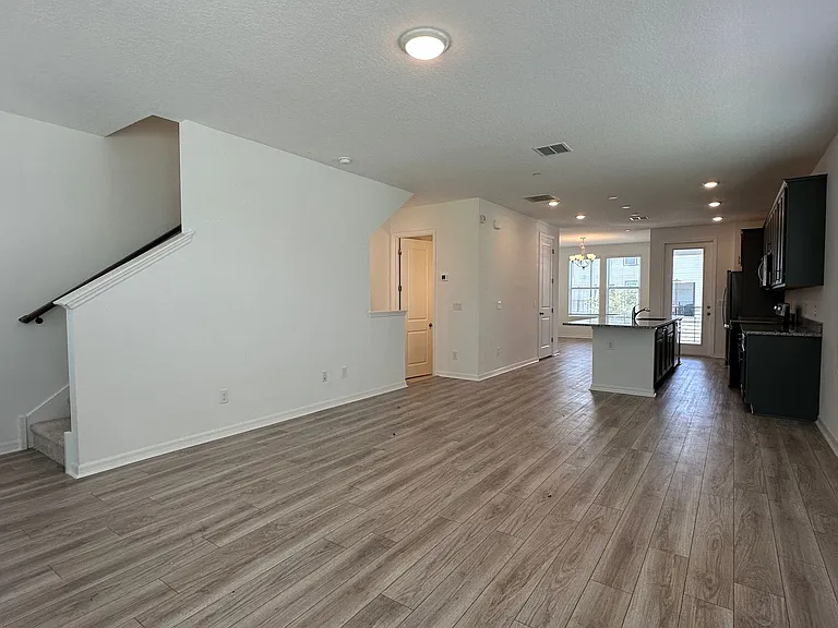 8454 Sperry St — Photo 33