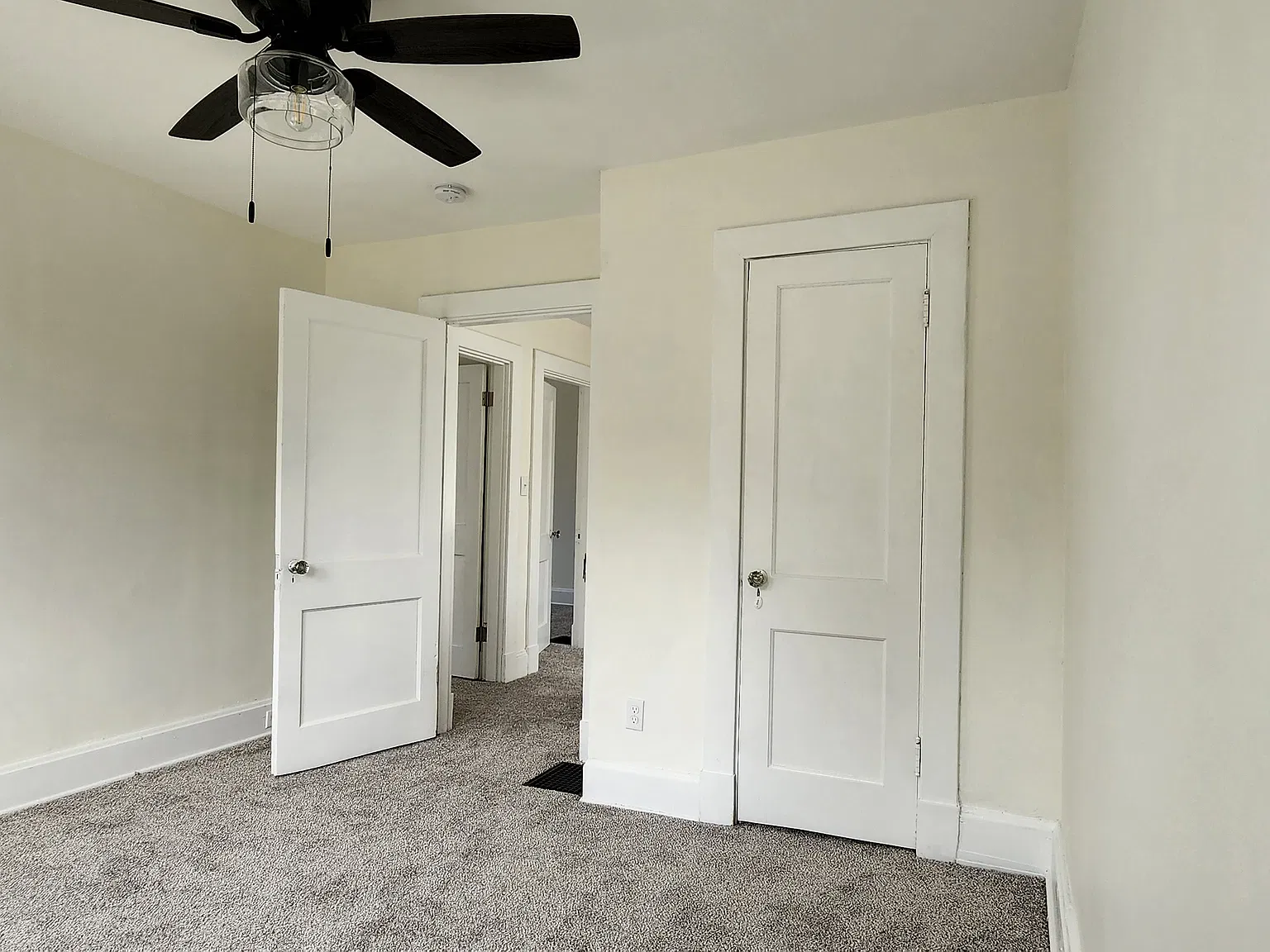 3 bed, 1714 sqft, $1,800 — Photo 1