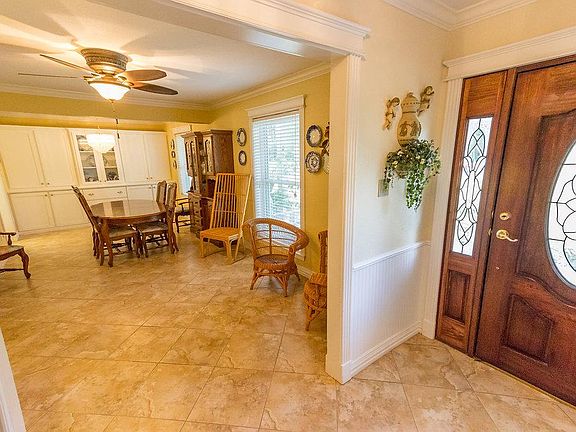 4th image of 319 Casa Tejas Ln