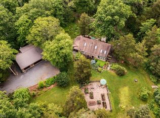 31 Stompf Tavern Rd, Stockton, NJ 08559