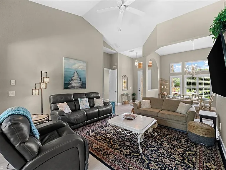 8888 Mustang Island Cir — Photo 19
