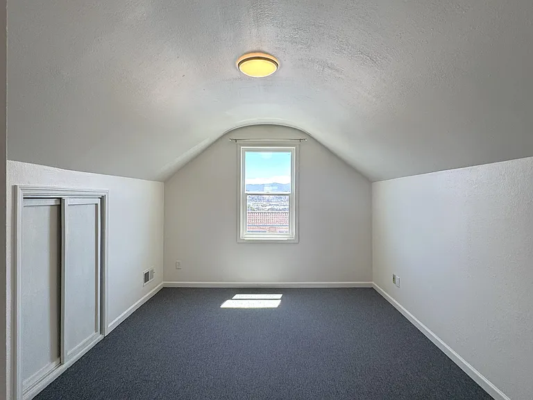 1466 Quesada Ave #2 — Photo 9
