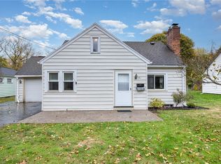 151 Rowley Dr, Rochester, NY 14624