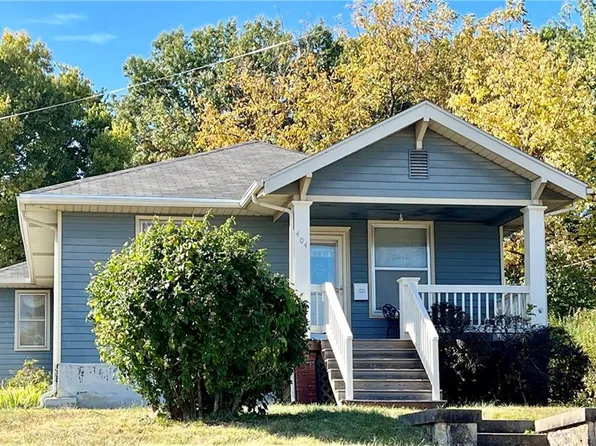 404 S Shaw St, Richmond, MO 64085