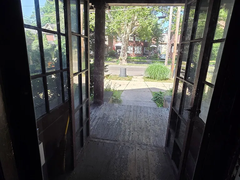 926 Liberty St — Photo 25