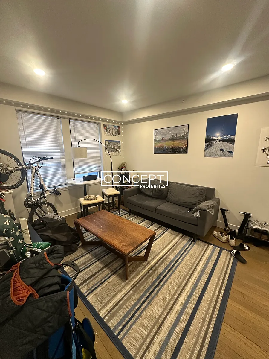 Building Photo - 23 Peterborough St #4