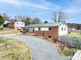 2002 Ivanhoe Rd, Morristown, TN 37814