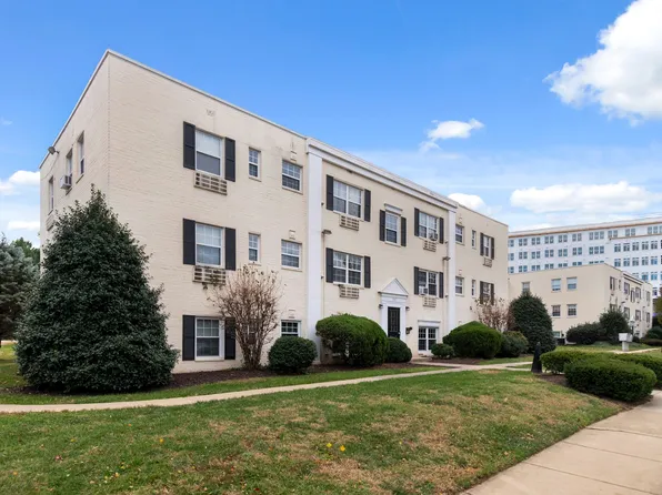2301 Farrington Ave, Alexandria, VA