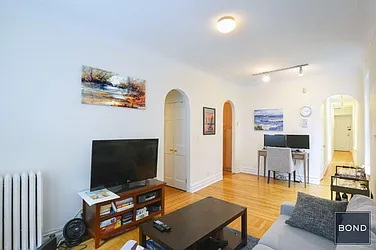 Rented by Bond New York