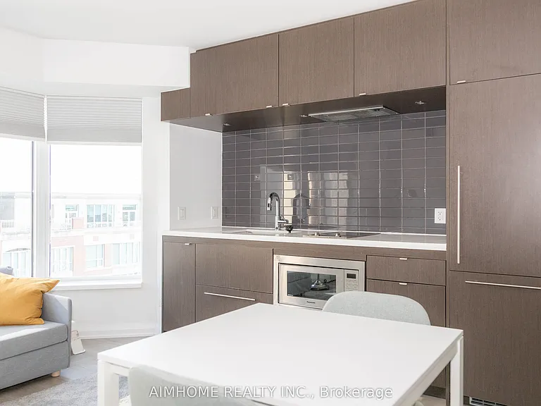 155 Yorkville Ave #1015 — Photo 12