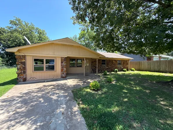 402 S Osage Ave, Beggs, OK 74421