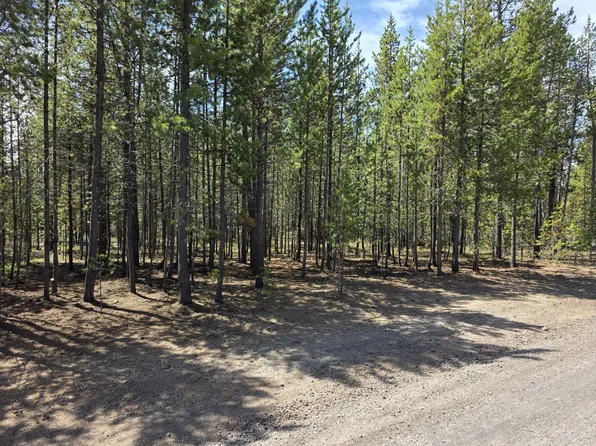 17109 Elsinore Rd, Bend, OR 97707