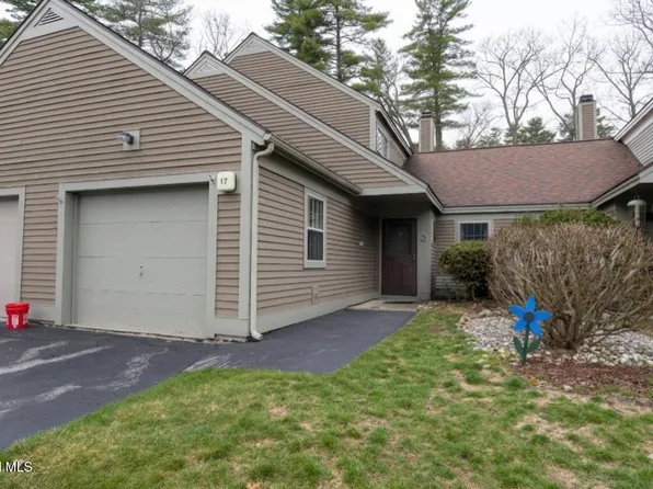7 Prospect Street #C17, Lake George, NY 12845