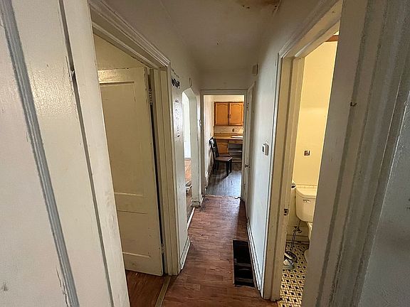 2nd image of 3701 Fillmore St