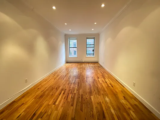 Rented by Bohemia Realty Group | media 11