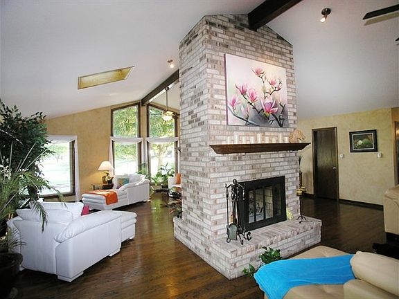 5th image of 14862 Cedar Glen Dr