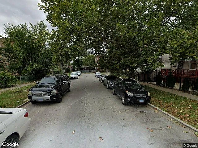 Exterior Neighborhood (street photo)