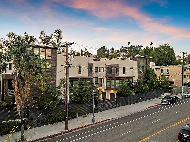 2111 N Cahuenga Blvd #A-1 — Photo 30