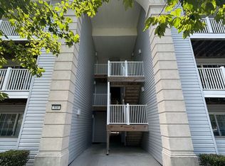 916 Charnell Dr APT 203, Virginia Beach, VA 23451