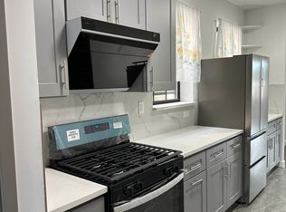 403 Woodbine St #3R, Brooklyn, NY 11237