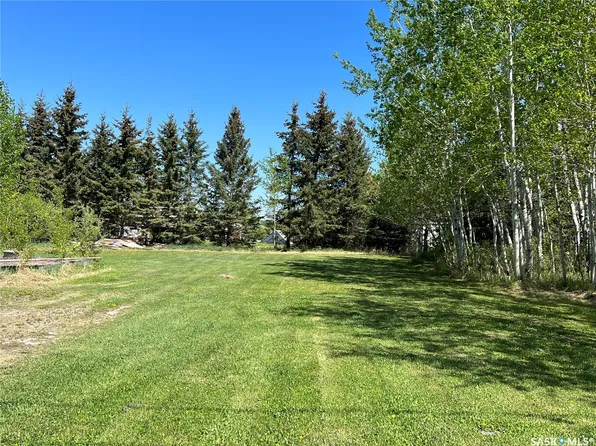 707 4th Avenue E, Meadow Lake, SK S9X 1J1