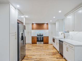 6 Connetquot Drive, Oakdale, NY