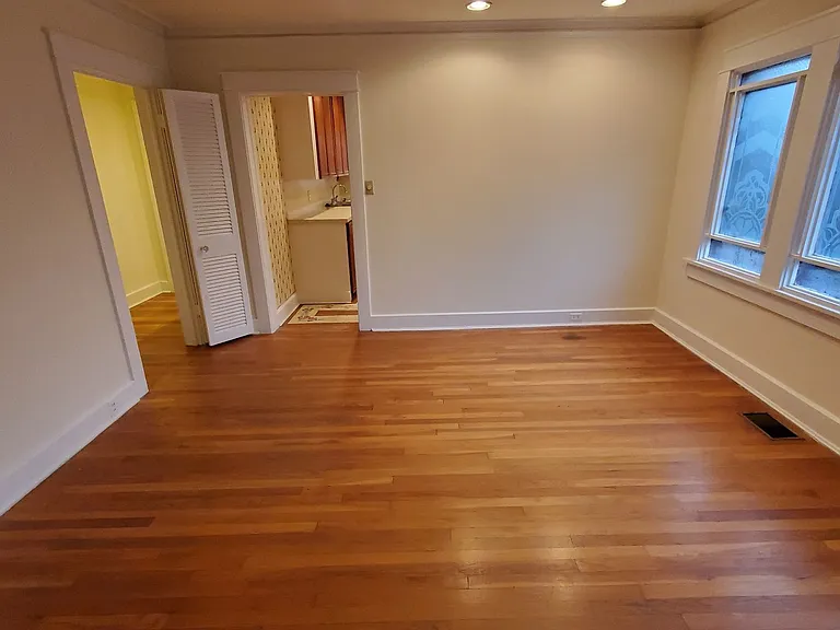 2402 S Hughes St — Photo 5