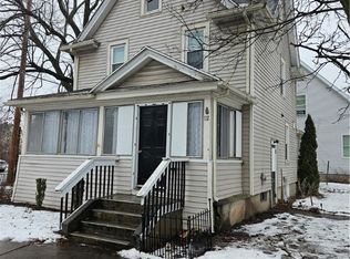 111 S Lincoln Rd, East Rochester, NY 14445