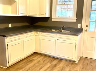 22 Calhoun Rd, Montgomery, AL 36109