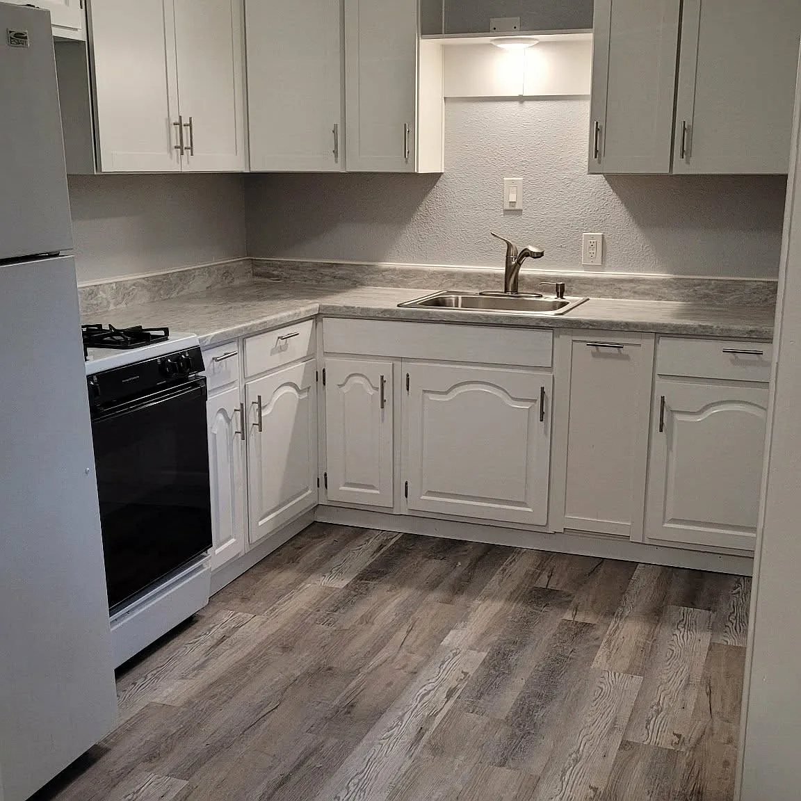1 bed, 650 sqft, $1,100 — Photo 1