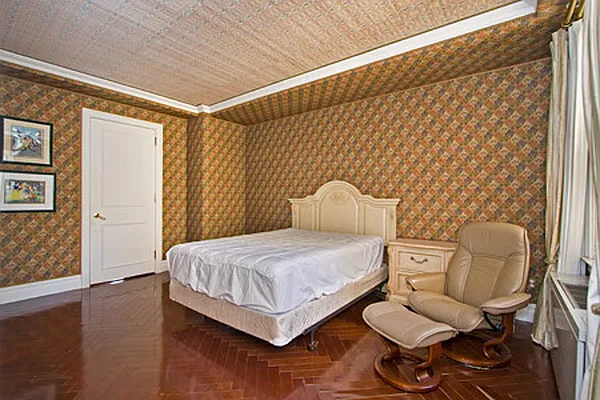 Sold by Trump International Realty | media 19
