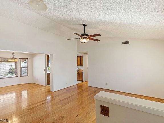 4th image of 5540 Rabbit Springs Rd