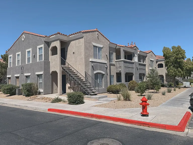 10245 S Maryland Pkwy #130 — Photo 1