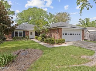 204 Larchwood Dr, Lafayette, LA 70503