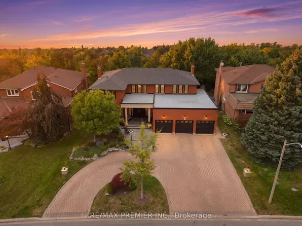 98 Cairnburg Pl, Vaughan, ON L4L 3L5