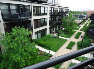 1000 W 15th St, Chicago, IL 60608