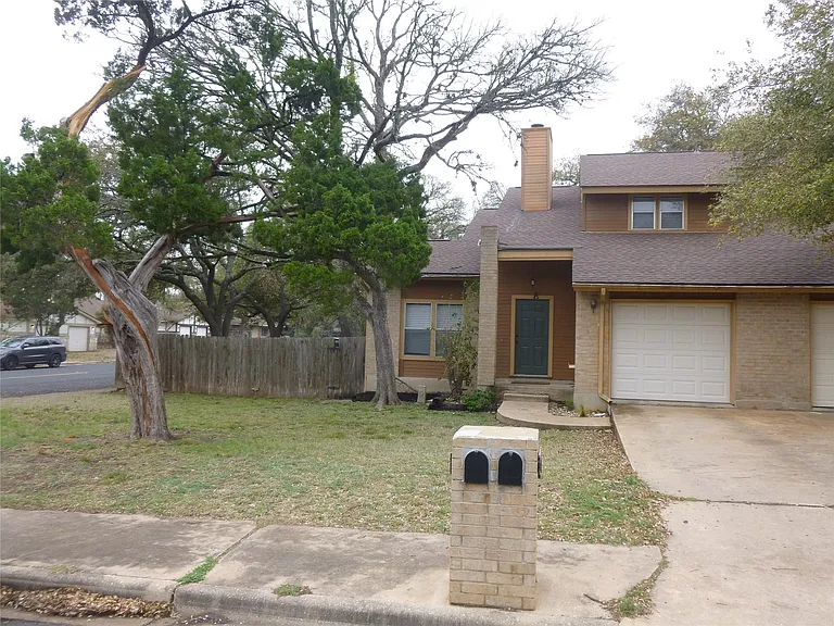 8410A Fathom Cir — Photo 1