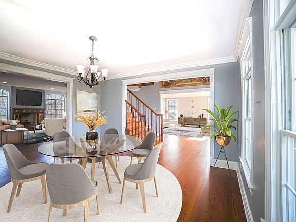 2nd image of 6 Orchard Ln