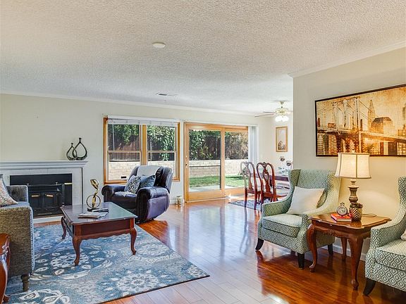 3rd image of 3252 Dundonald Ct