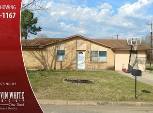 416 Magnolia St, Bastrop, TX 78602
