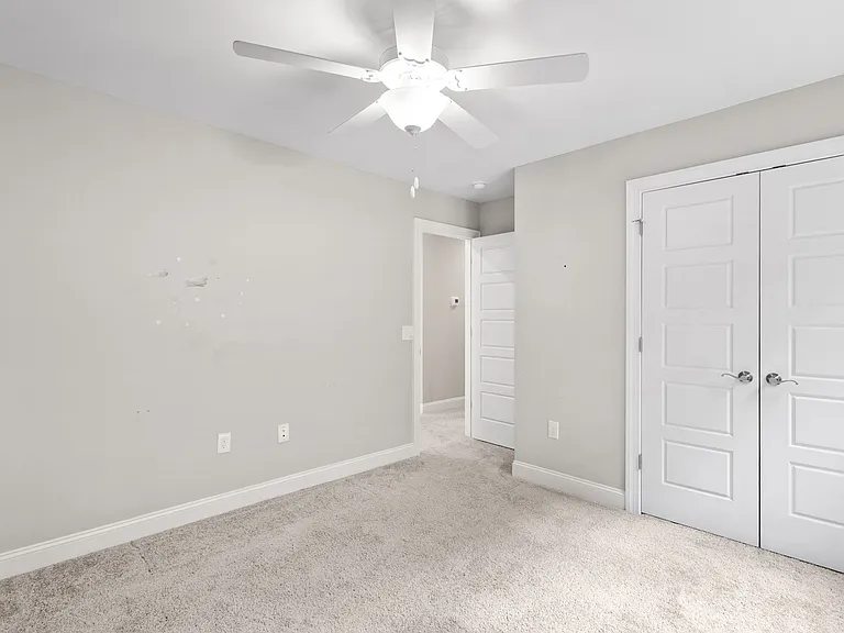 807 Thrush Dr — Photo 12