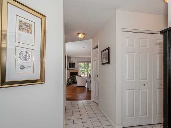 2nd image of 107 Turnberry Ct